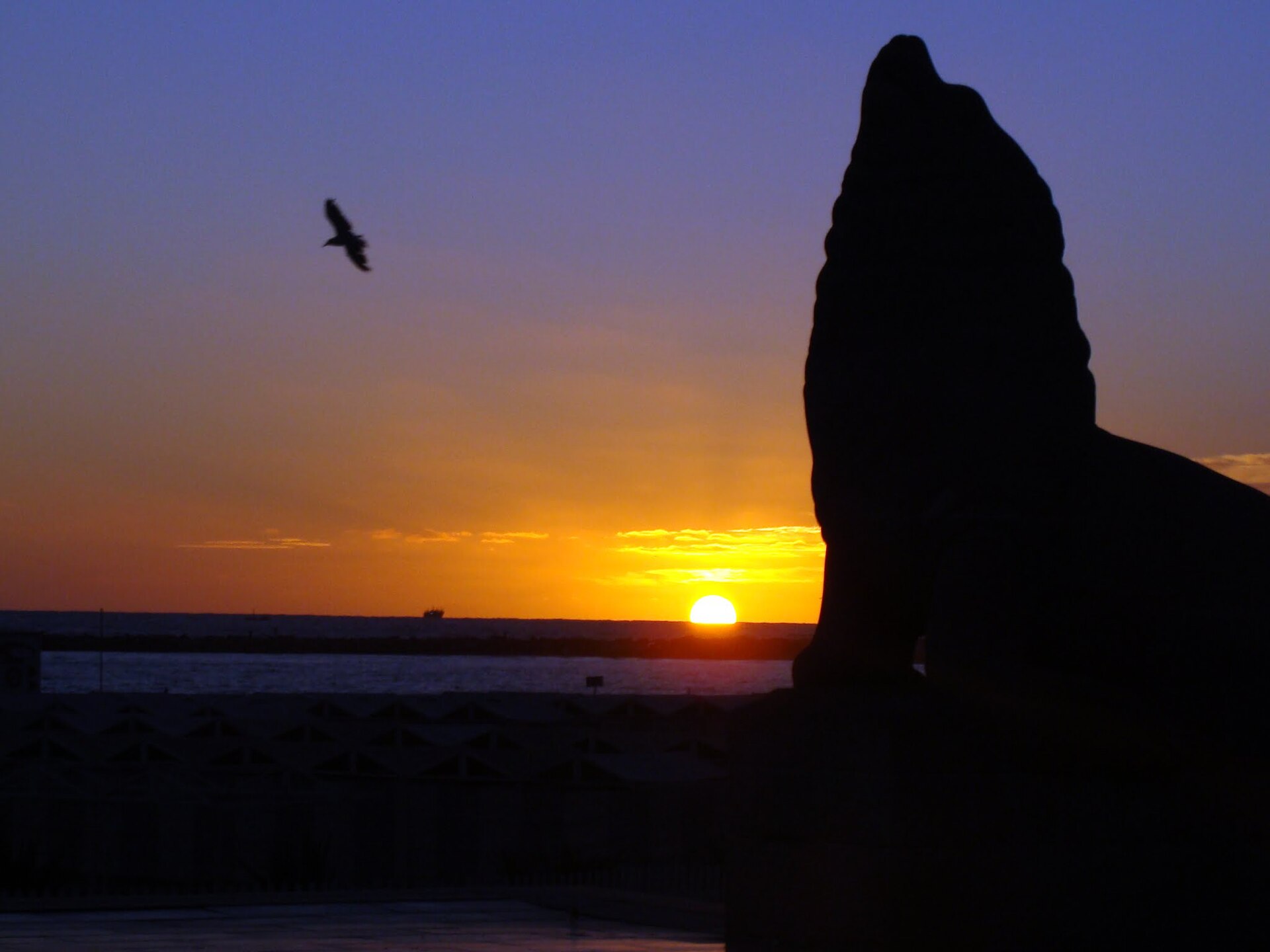 Monumento al Lobo Marino sea lion sculptures, Mar del Plata, Argentina