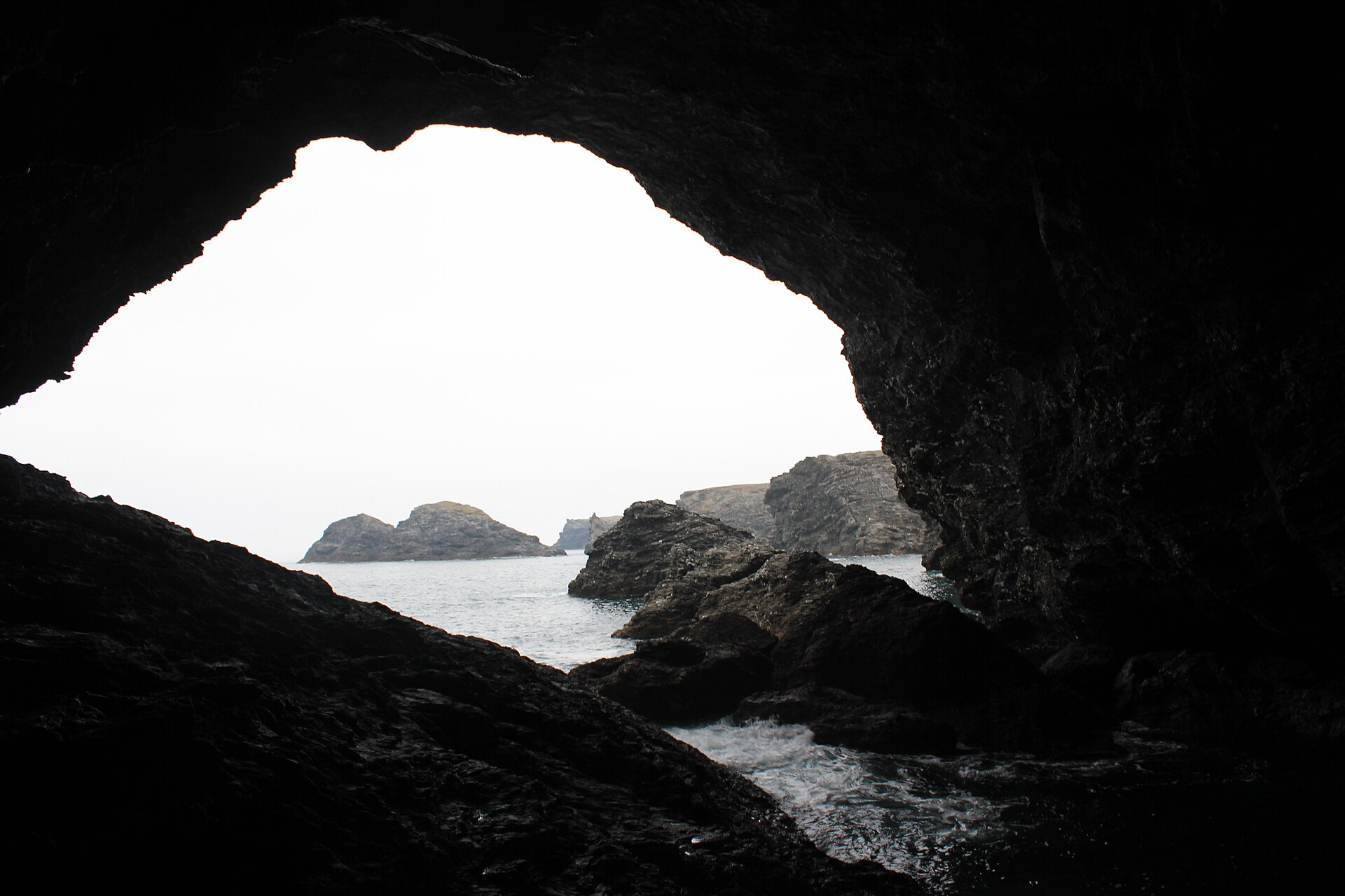 Grotte de l'Apothicairerie sea cave, Belle-Île