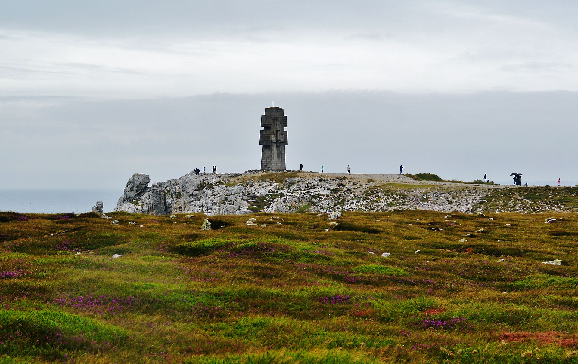 Pointe de Pen-Hir cliffs, Crozon Peninsula