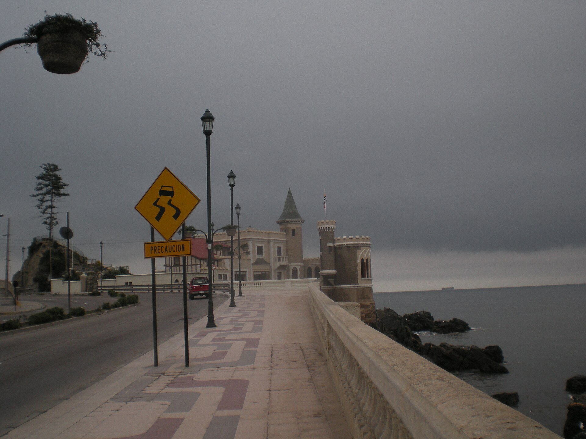 Castillo Wulff on the rocks at Viña del Mar, Chile