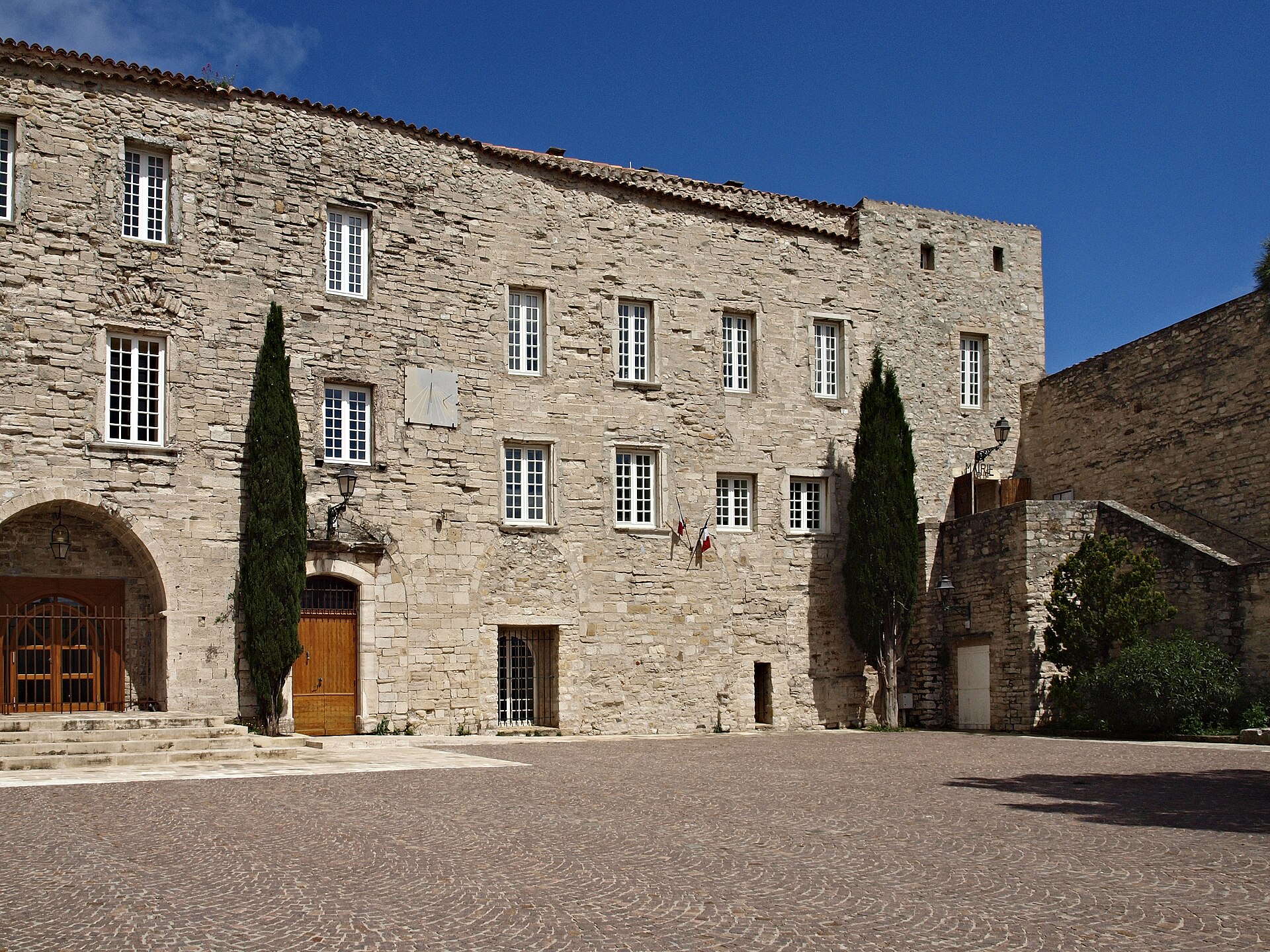 Le Castellet medieval hilltop village