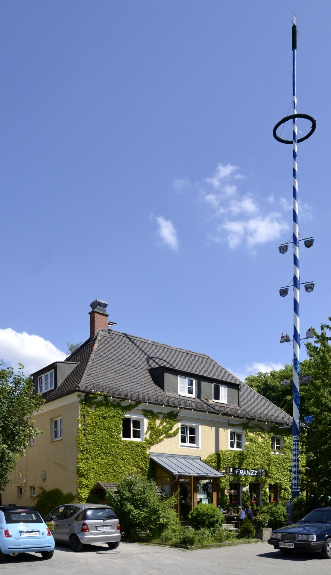 Traditional Bavarian beer garden, Munich, Germany