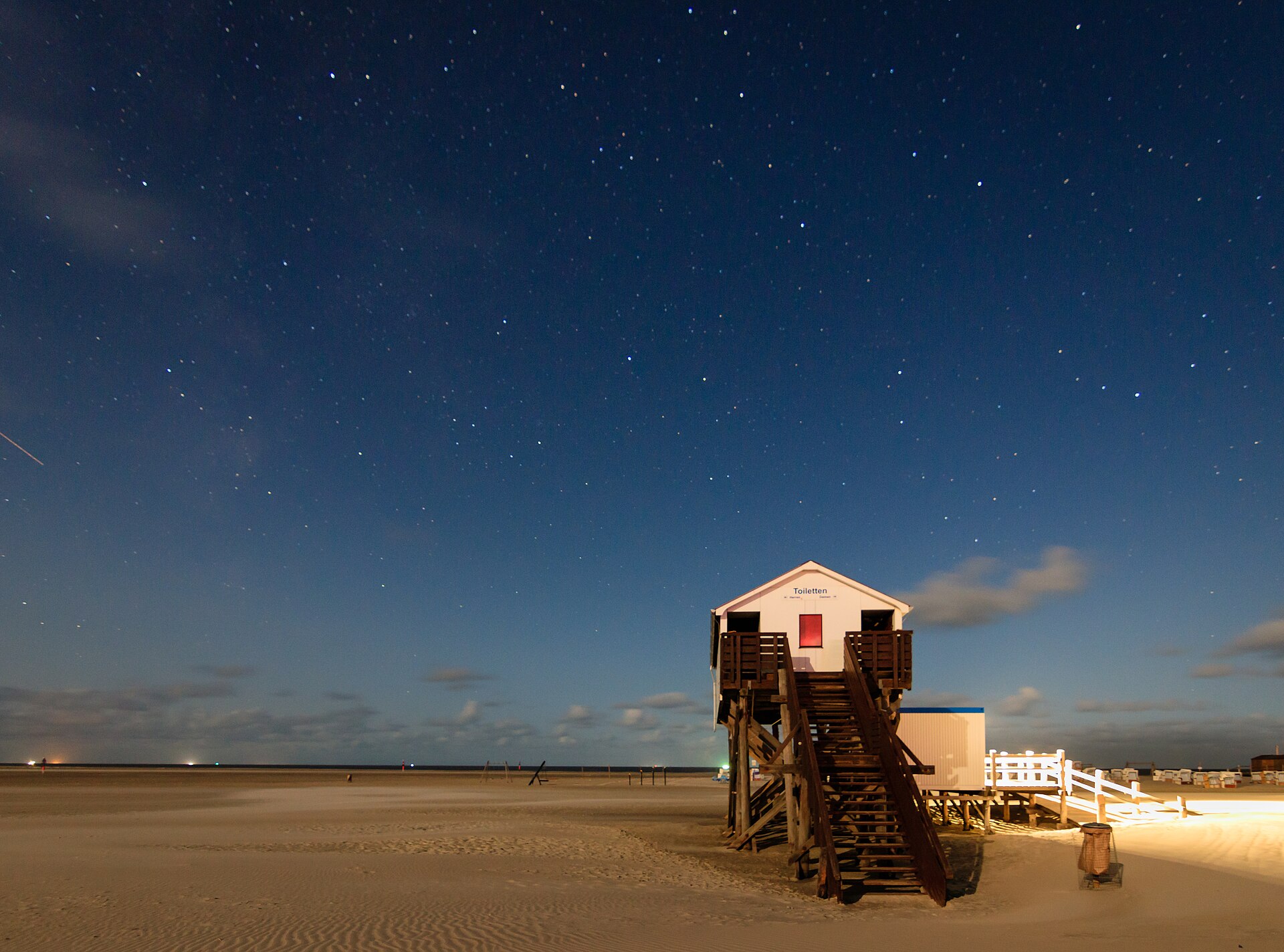 Pfahlbau stilt-house restaurant, St. Peter-Ording, Germany
