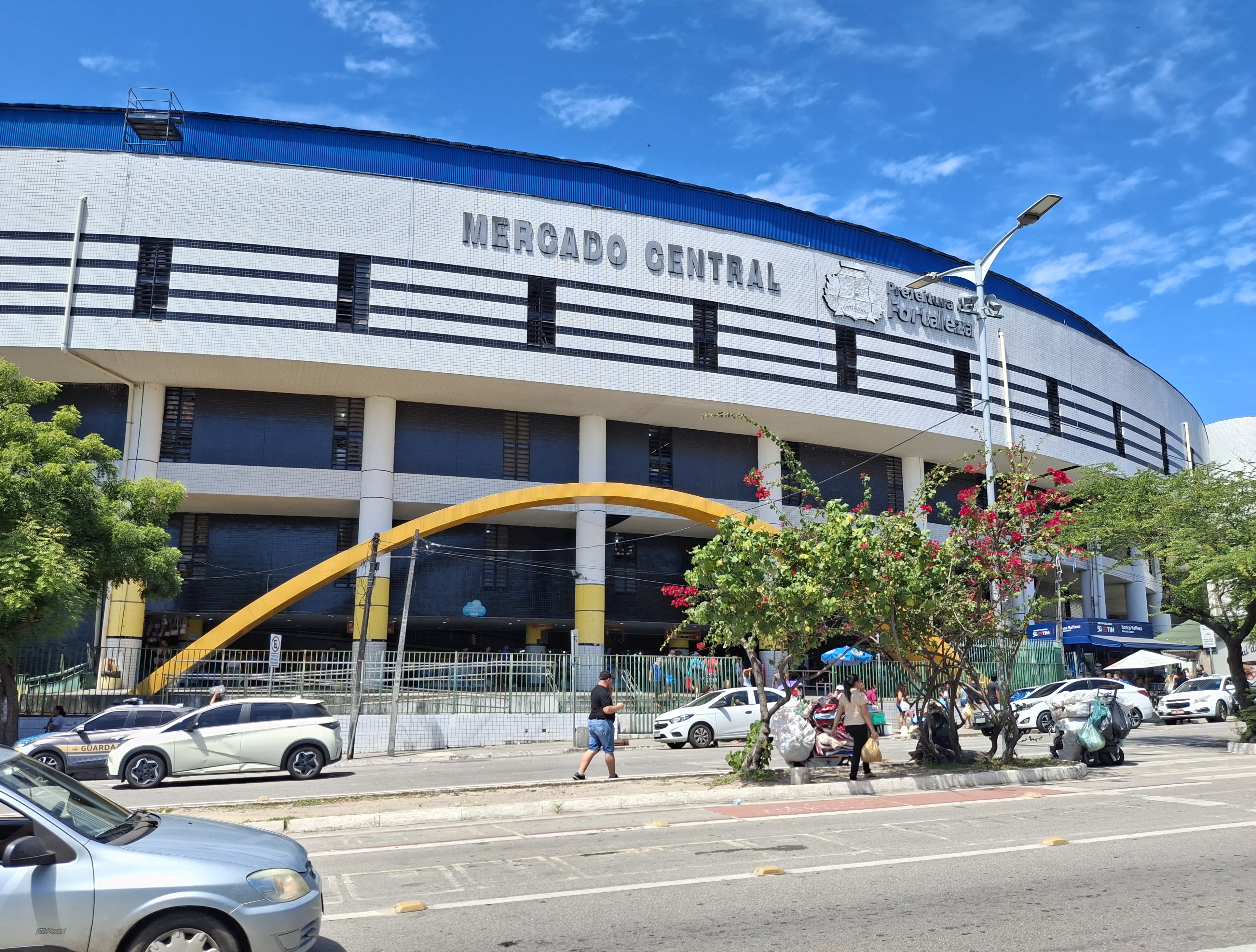 Facade of the Mercado Central handicraft market in Fortaleza, Ceará, Brazil