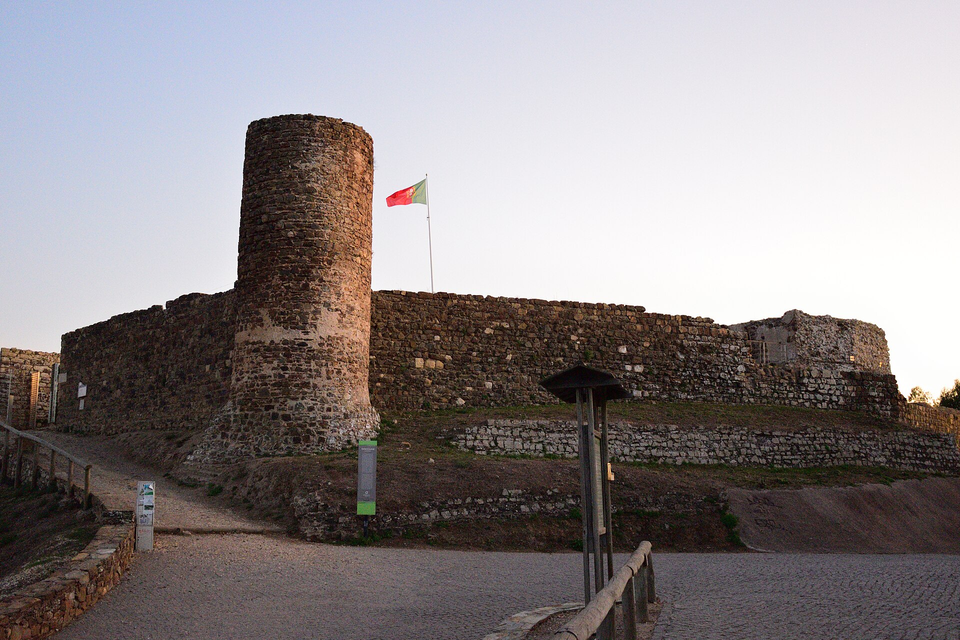 Castelo de Aljezur ruins