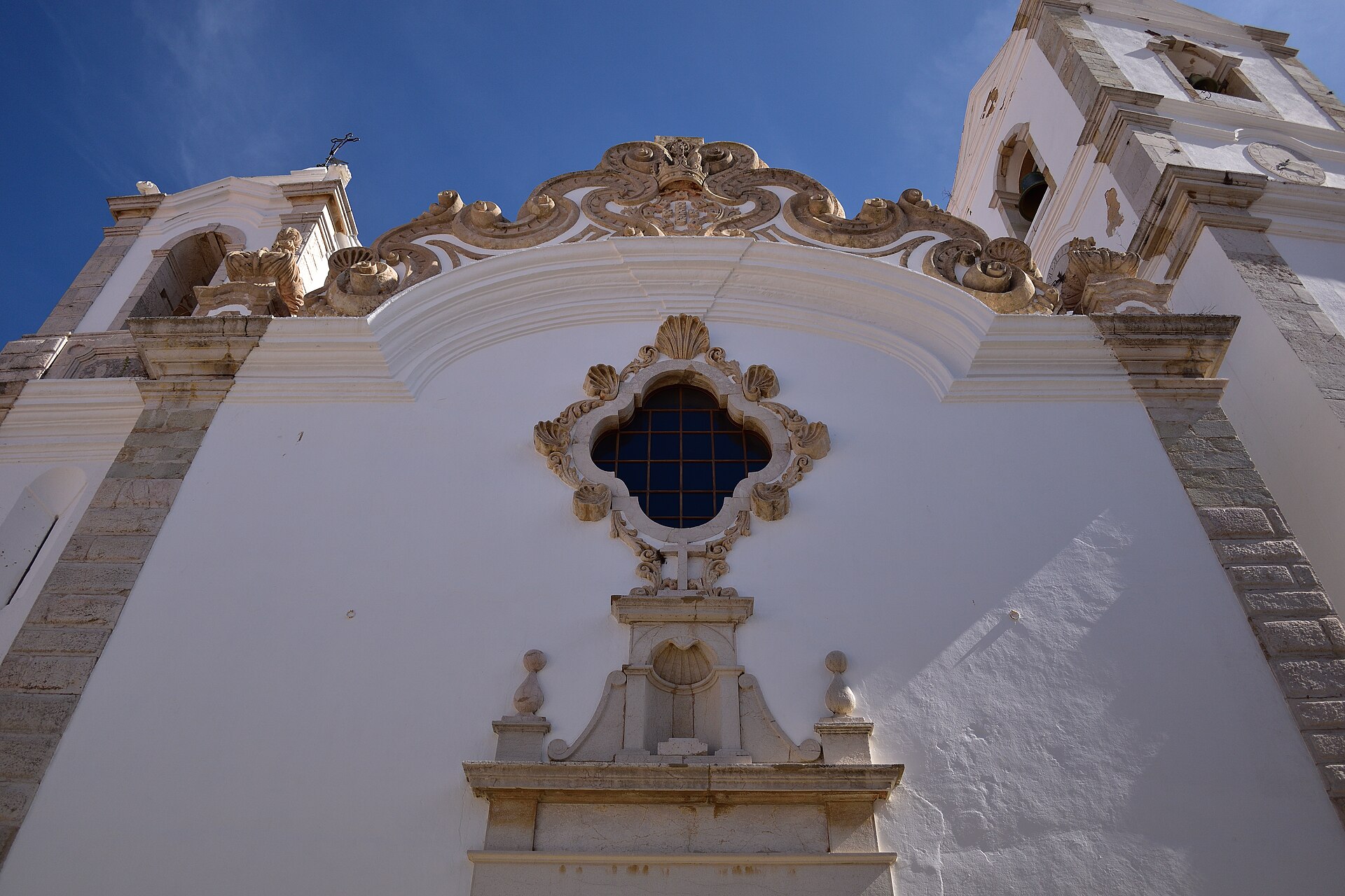 Gilded baroque interior, Igreja de Santo António, Lagos
