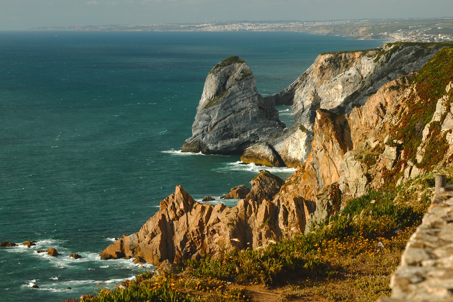 Praia da Ursa cliffs, Sintra-Cascais Natural Park
