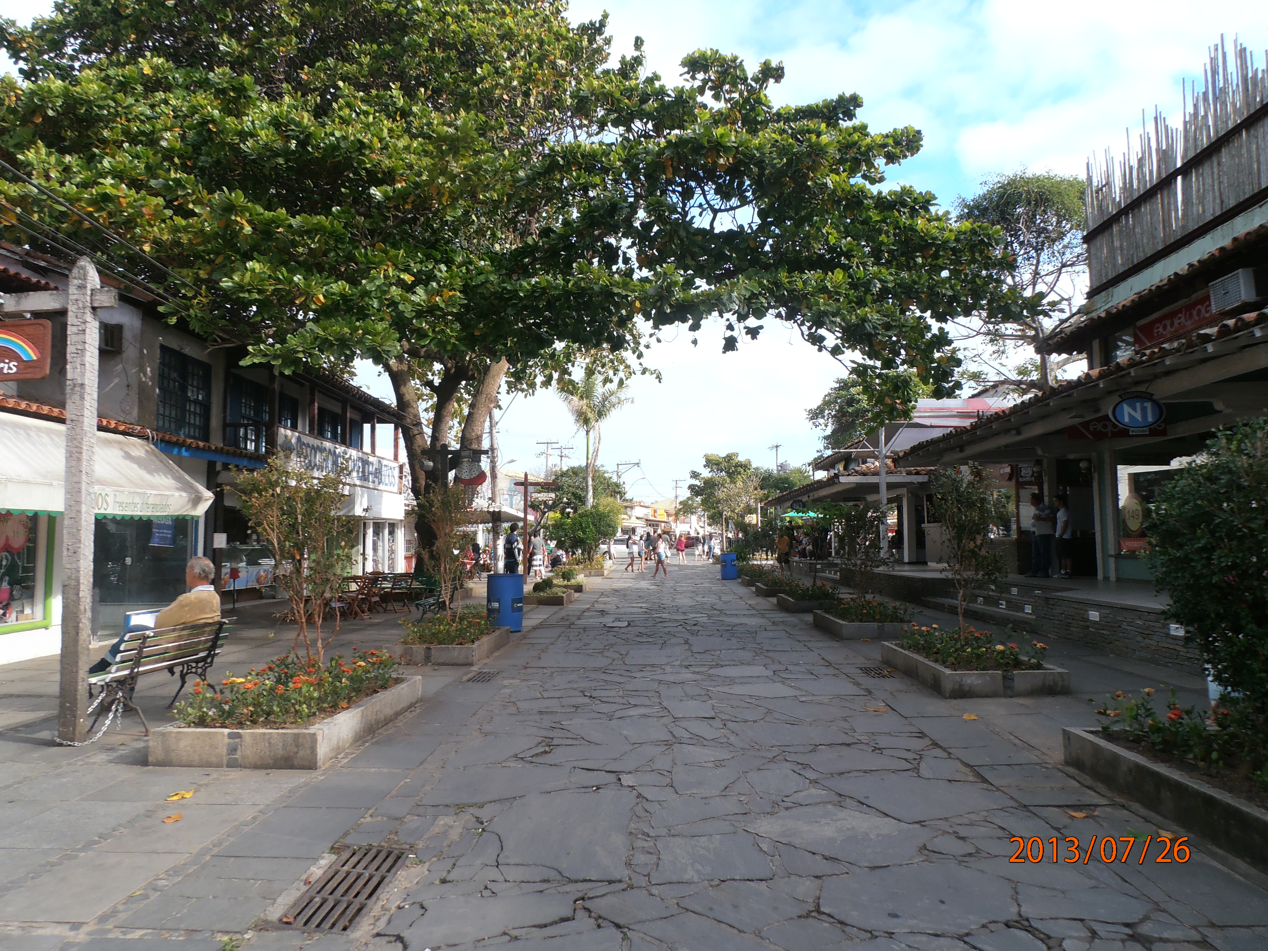 Rua das Pedras, Búzios's cobblestone shopping and dining street
