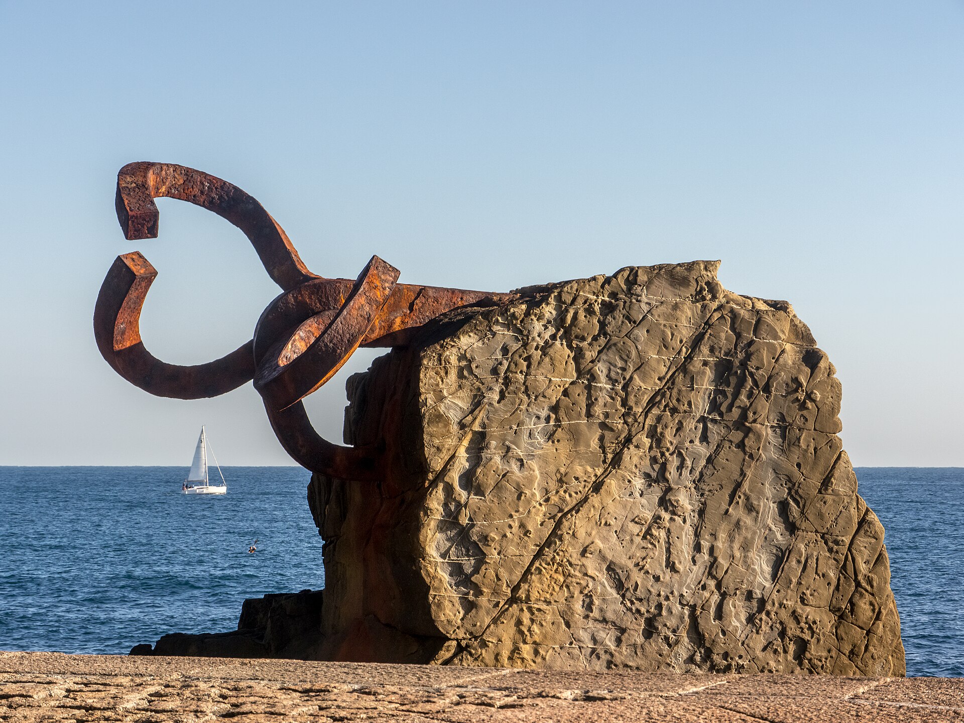 Peine del Viento sculpture, San Sebastián